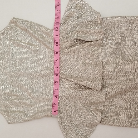 Gold metallic dress, size S - Picture 16 of 16